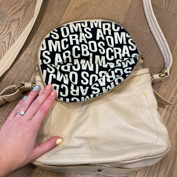 Cream Marc by Marc Jacobs crossbody Purse - Picture 11 of 16